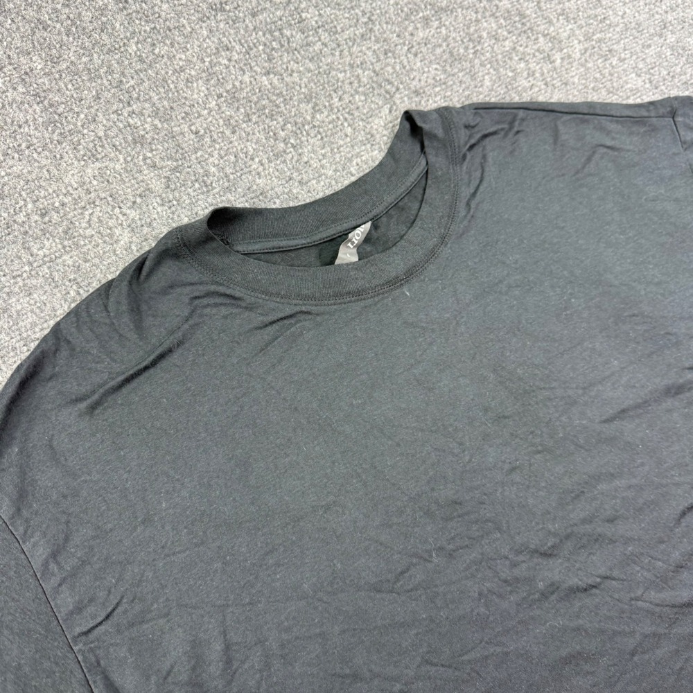 Vuori Energy Top Large Black Short Sleeve Boxy Crop Tee Womens
